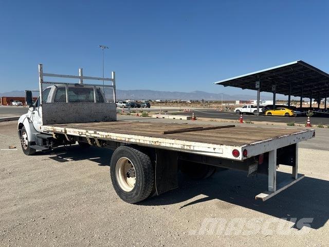 Ford F-650 Camioane platforma/prelata
