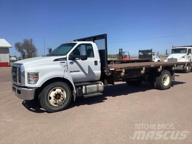 Ford F-65050 Autobasculanta