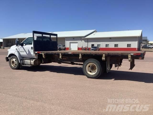 Ford F-65050 Autobasculanta