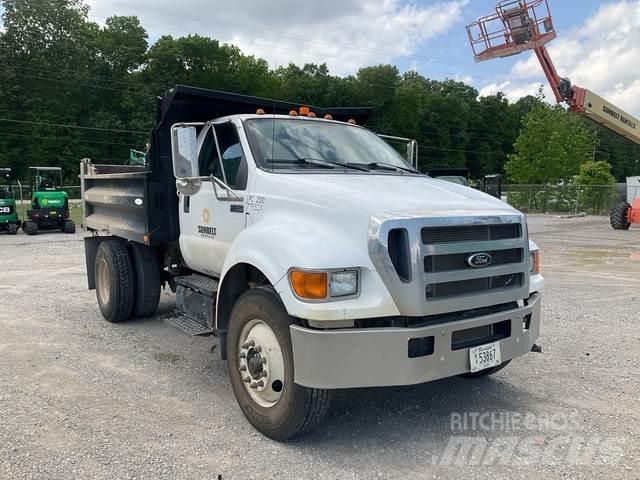 Ford F-750 Autobasculanta