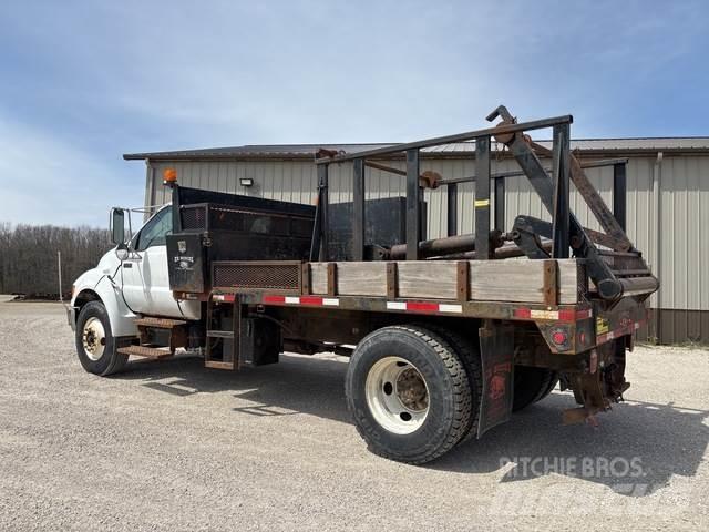 Ford F-750 Utilaje construcții - Altele