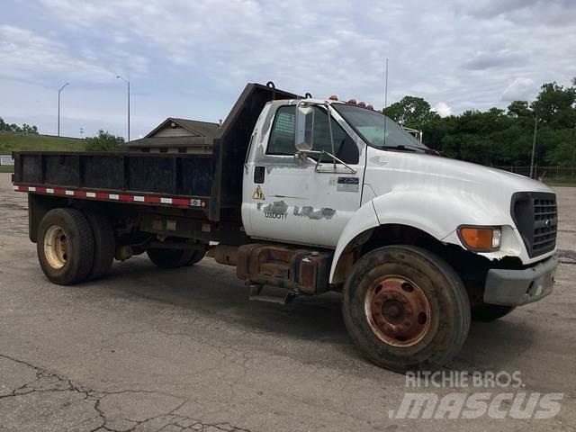 Ford F-750 Autobasculanta