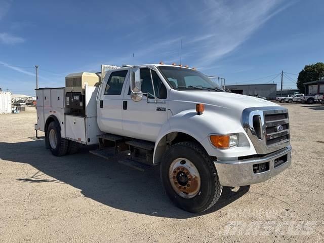 Ford F-750 Municipal/vehicul cu uz general