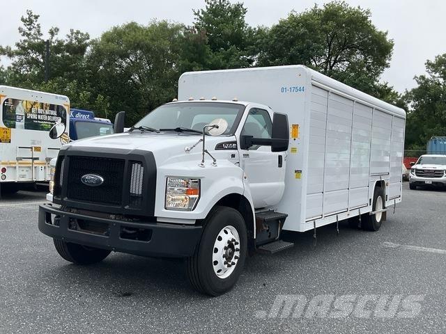 Ford F-750 Camioane transport bauturi