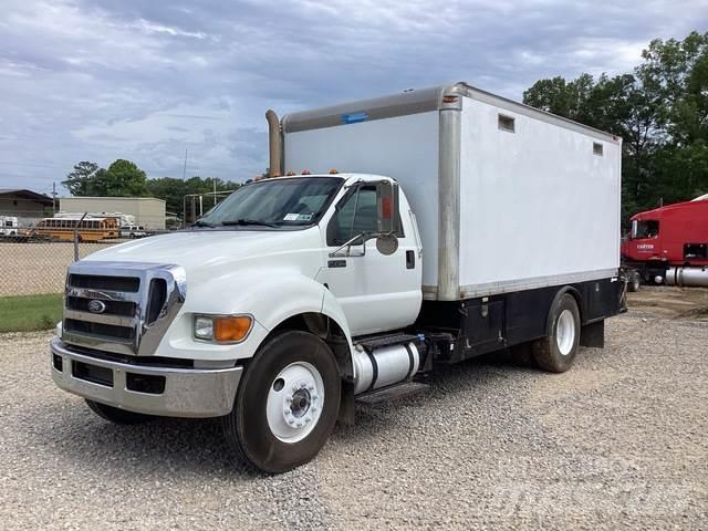 Ford F-750 Utilaje construcții - Altele