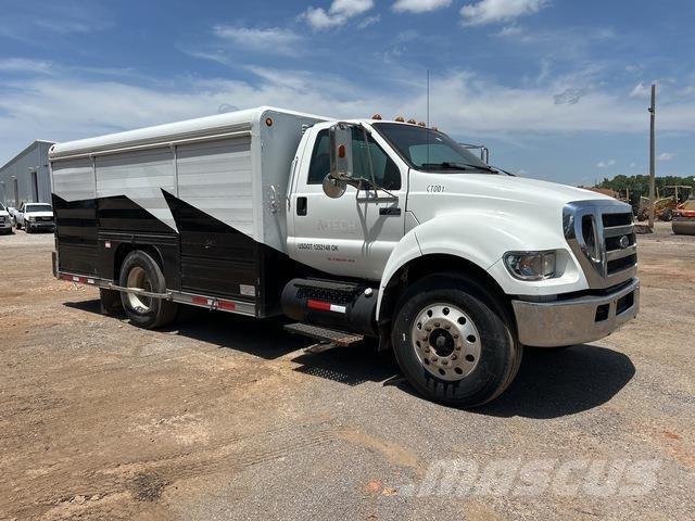 Ford F-750 Cisterne