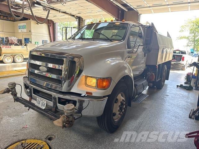 Ford F-750 Cisterne