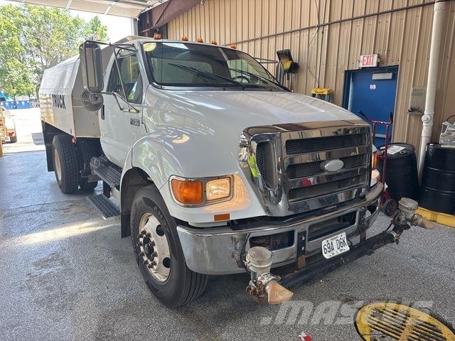 Ford F-750 Cisterne