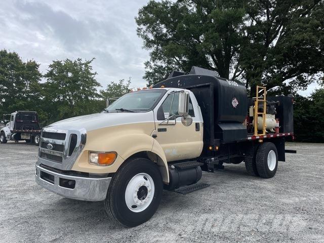 Ford F-750 Cisterne