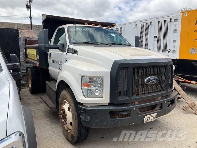 Ford F-750 Autobasculanta