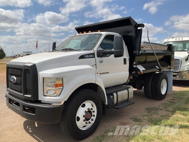 Ford F-750 Autobasculanta