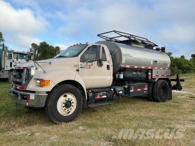 Ford F-750 Betoniera