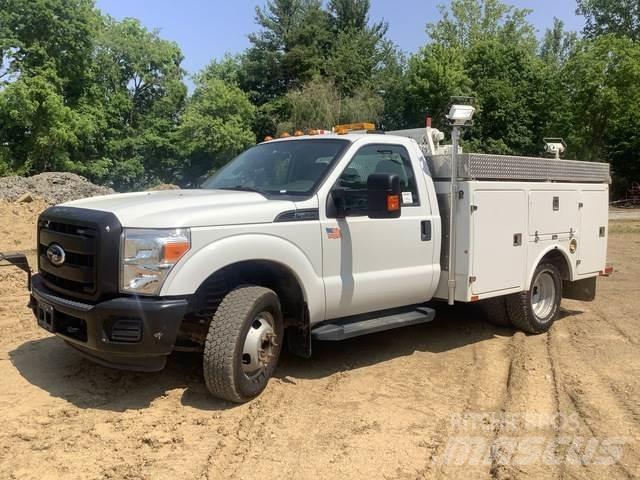 Ford F350 Municipal/vehicul cu uz general