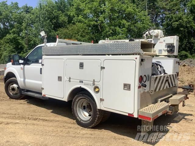 Ford F350 Municipal/vehicul cu uz general