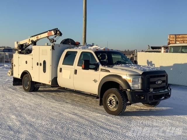 Ford F550 Municipal/vehicul cu uz general