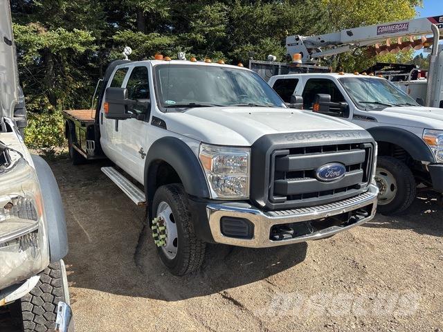 Ford F550 Camioane platforma/prelata