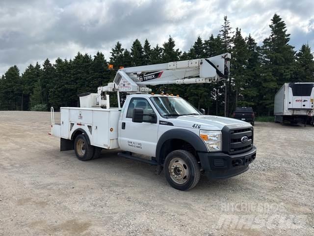 Ford F550 Platforme aeriene montate pe camion