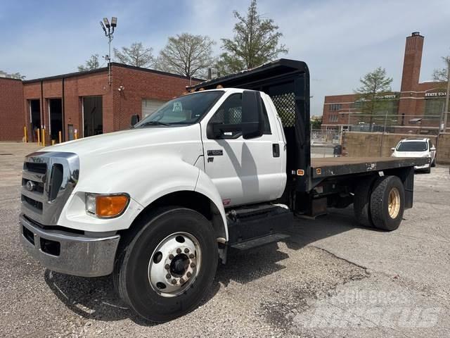Ford F650 Camioane platforma/prelata
