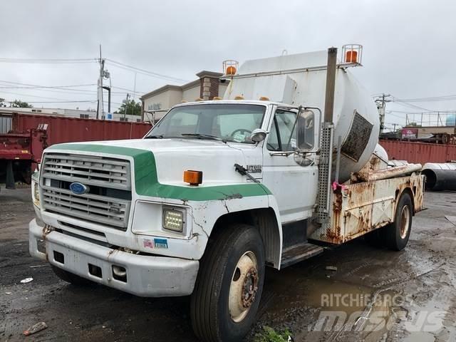 Ford F700 Utilaje construcții - Altele