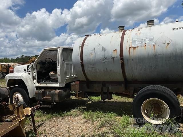 Ford F700 Cisterne