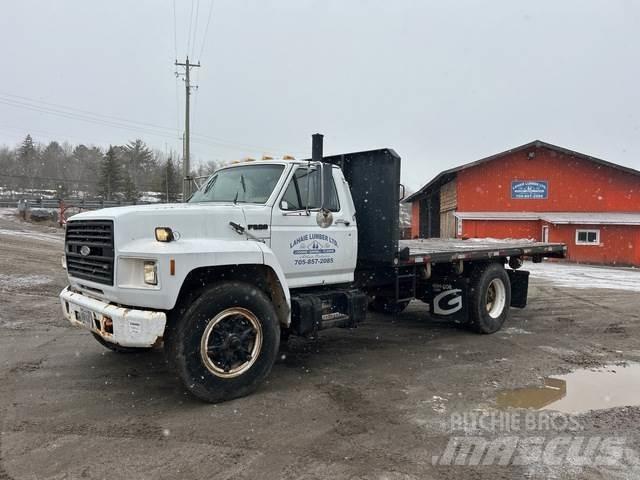 Ford F800 Autobasculanta