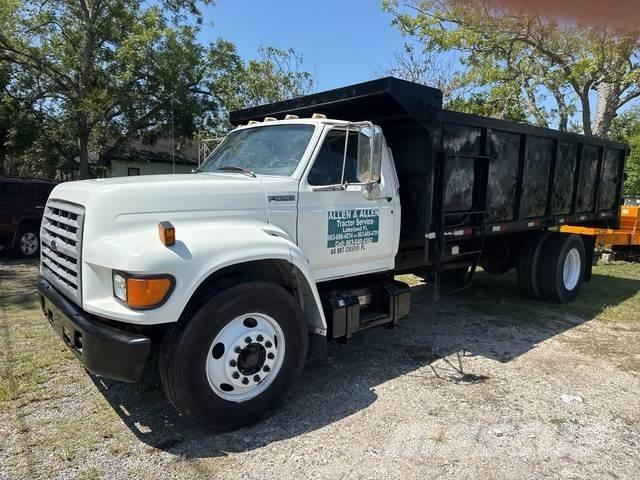 Ford F800 Autobasculanta