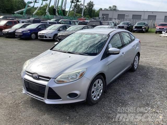 Ford Focus SE Masini