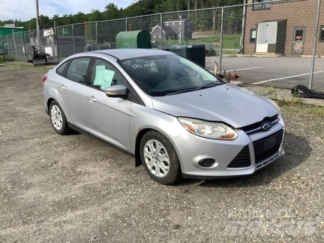 Ford Focus SE Masini
