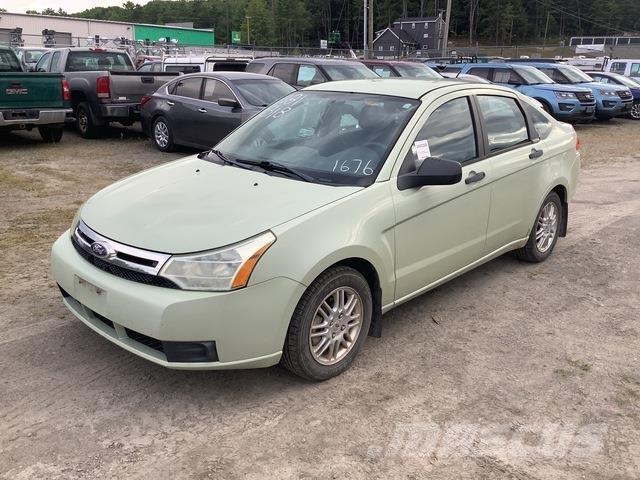 Ford Focus SE Masini
