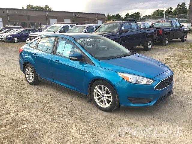 Ford Focus SE Masini