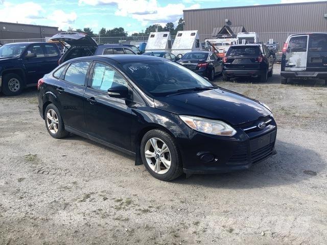 Ford Focus SE Masini