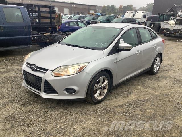 Ford Focus SE Masini