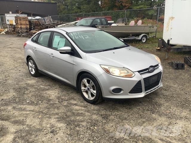 Ford Focus SE Masini
