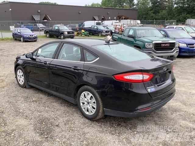 Ford Fusion S Masini