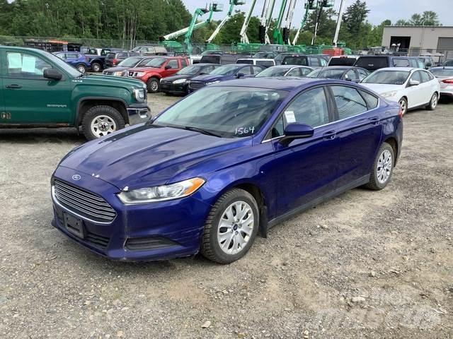 Ford Fusion S Masini