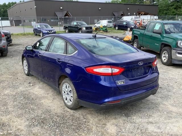 Ford Fusion S Masini