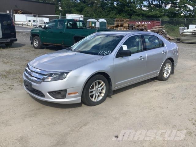Ford Fusion S Masini