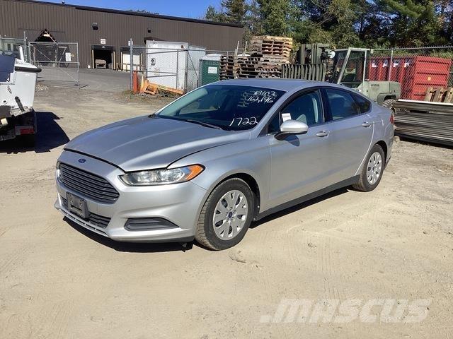 Ford Fusion S Masini