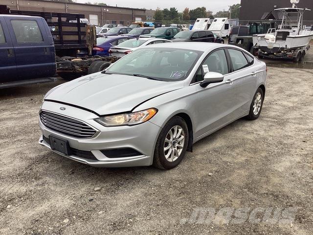 Ford Fusion S Masini