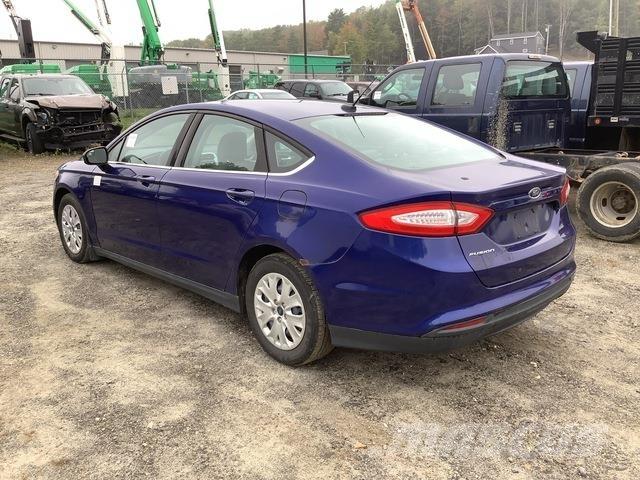 Ford Fusion S Masini