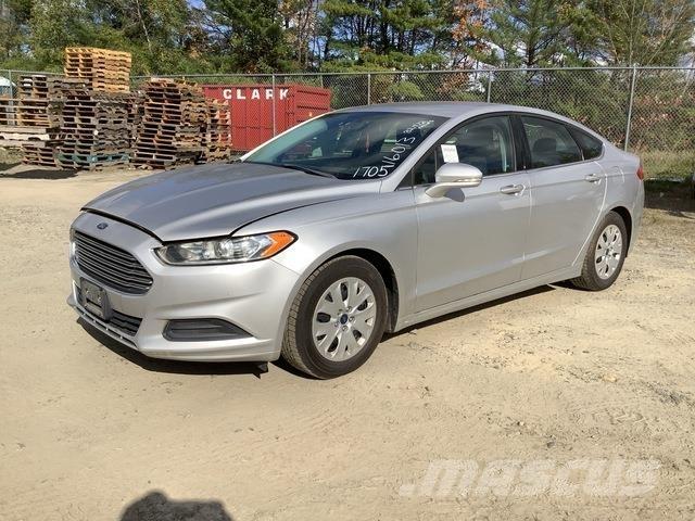 Ford Fusion SE Masini