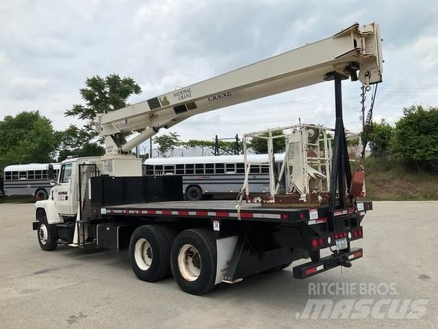 Ford L8000 Altele