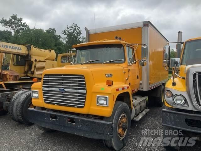 Ford L8000F Autocamioane
