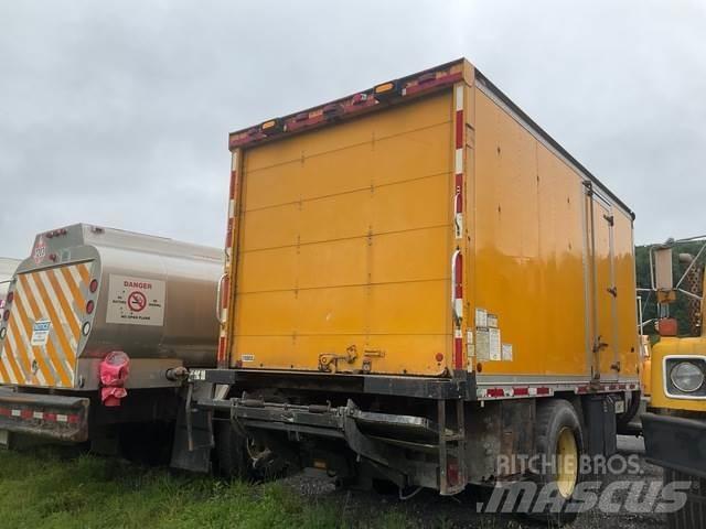 Ford L8000F Autocamioane