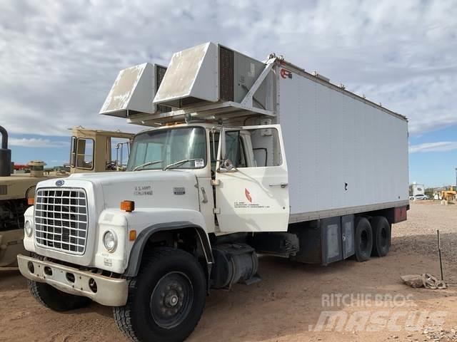 Ford LT8000 Utilitara