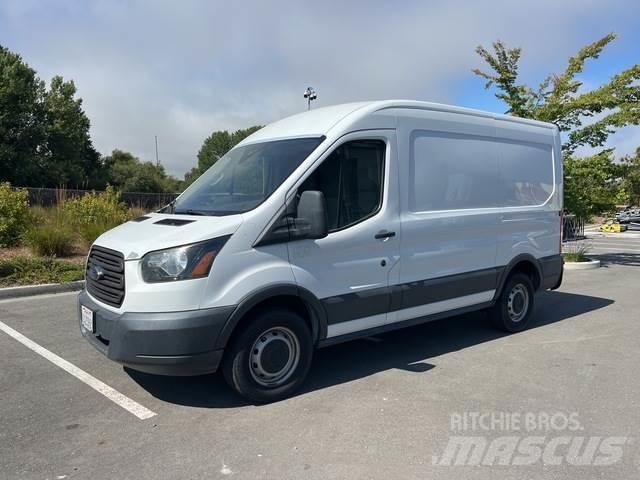 Ford Transit Utilitara