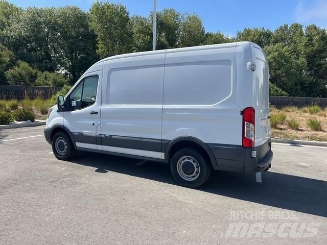 Ford Transit Utilitara