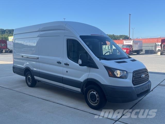 Ford Transit Autocamioane