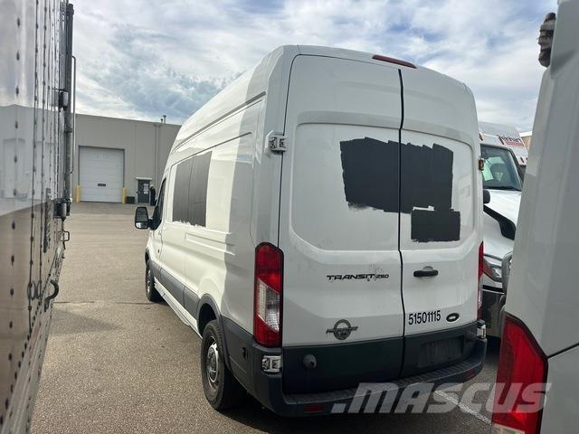 Ford Transit Utilitara