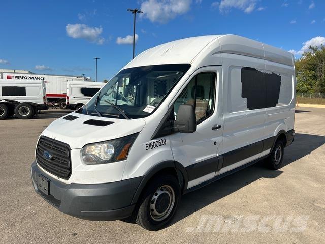 Ford Transit Utilitara